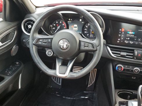Used 2022 Alfa Romeo Giulia Ti image 11