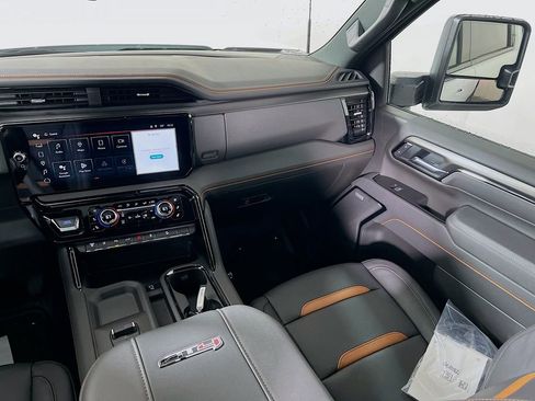 New 2026 GMC Sierra 3500 AT4 w/ AT4 Premium Plus Package image 17