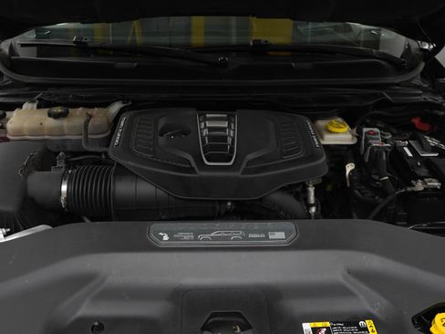 Used 2023 Jeep Grand Wagoneer Series III AWD/4WD image 34