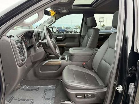 Used 2021 Chevrolet Silverado 1500 LT Trail Boss w/ Convenience Package II image 13