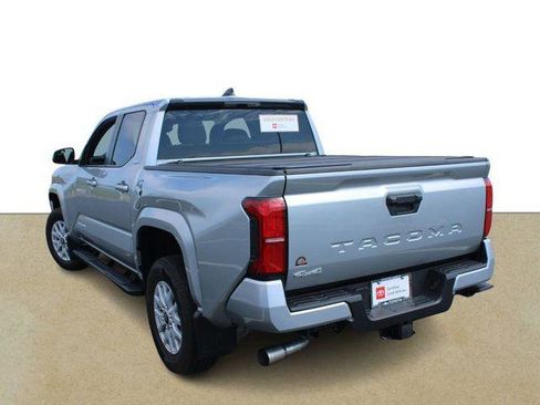Certified 2025 Toyota Tacoma SR5 AWD/4WD image 6