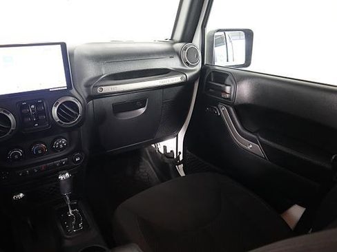 Used 2017 Jeep Wrangler Unlimited Sport image 20