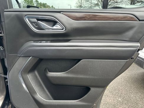 Used 2021 Chevrolet Tahoe Z71 w/ Z71 Off-Road Package image 35