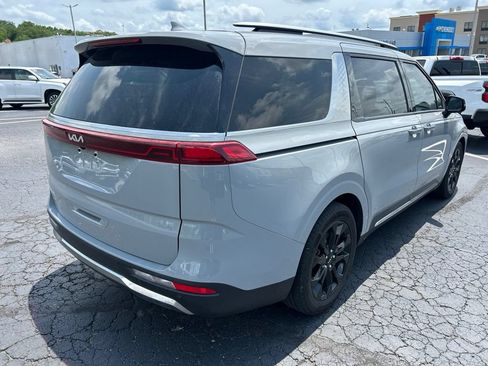 Used 2023 Kia Carnival SX Prestige FWD image 5