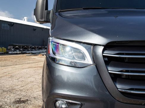 Used 2020 Mercedes-Benz Sprinter 3500 image 83