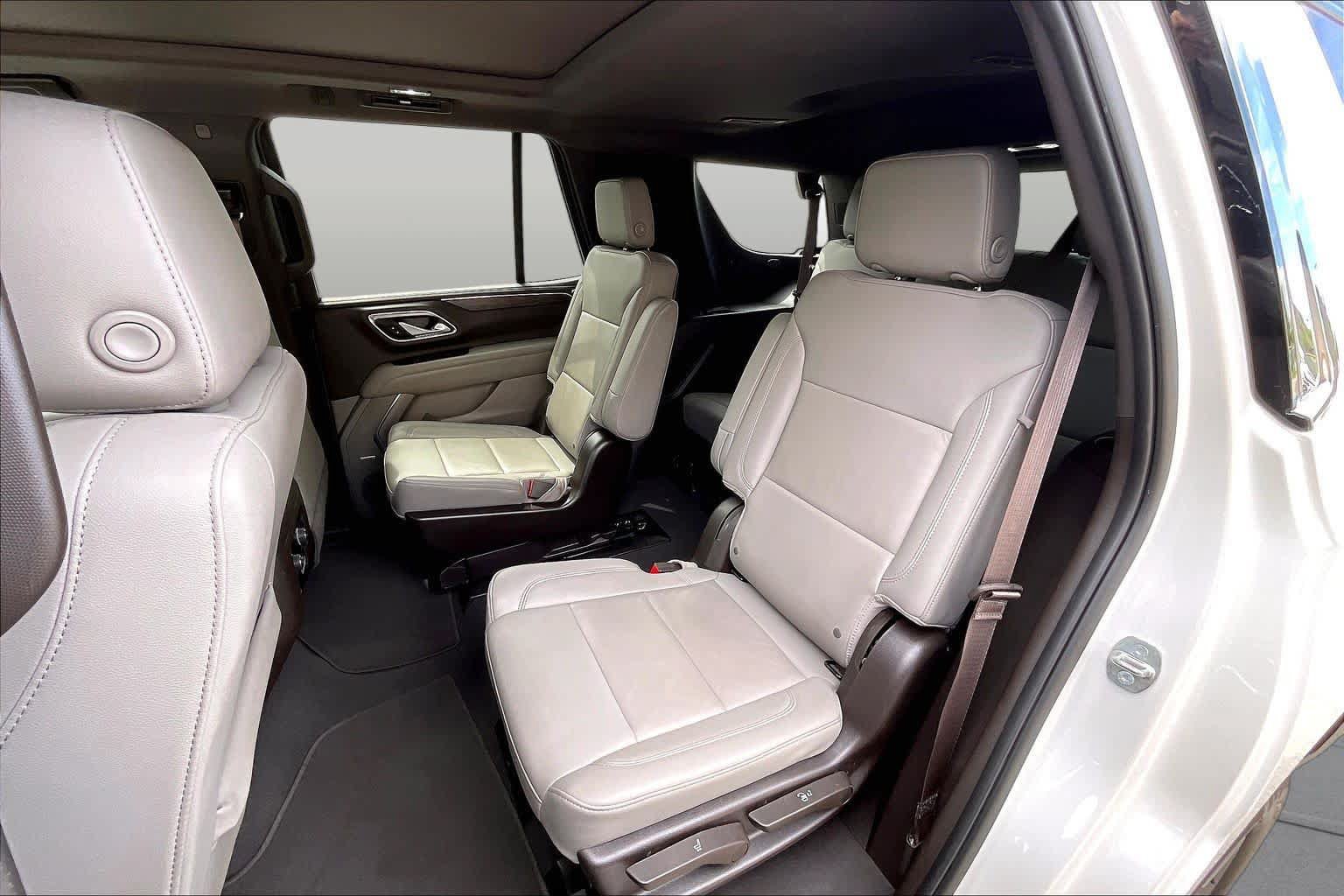 Used 2022 Chevrolet Tahoe LT w/ LT Signature Plus Package RWD image 25