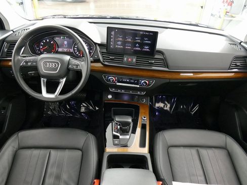 Used 2022 Audi Q5 2.0T Premium w/ Convenience Package image 26