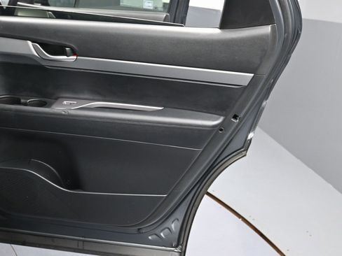 Used 2021 Hyundai Palisade SE image 33