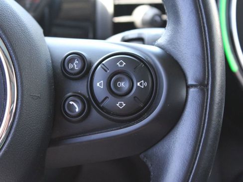Used 2020 MINI Cooper 2-Door Hardtop FWD image 23