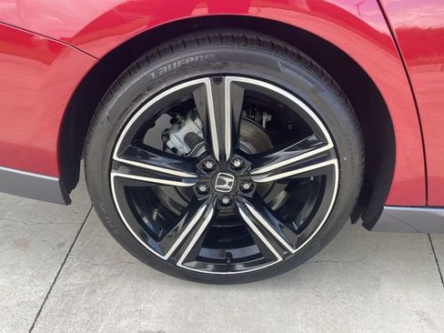 Used 2024 Honda Accord Sport image 32