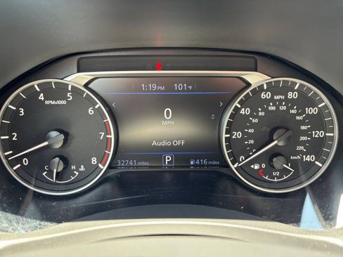 Used 2025 Nissan Altima 2.5 SV FWD image 40