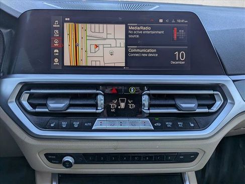 Used 2022 BMW 330i Sedan w/ Driving Assistance Package image 15