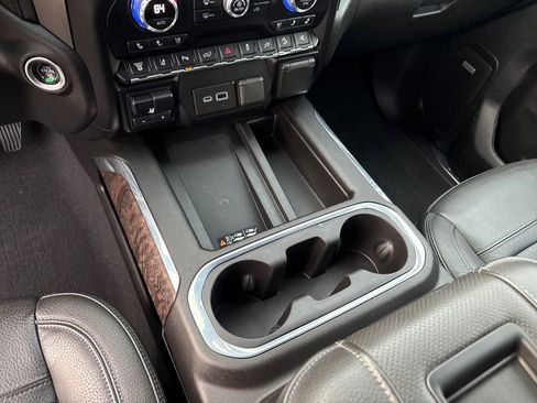 Certified 2021 GMC Sierra 2500 Denali w/ Denali Ultimate Package image 42