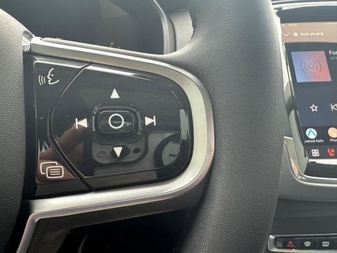 Used 2023 Volvo XC90 B5 Core AWD/4WD image 11
