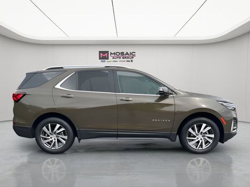 Used 2024 Chevrolet Equinox Premier image 9