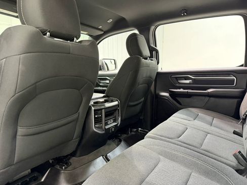 Used 2019 RAM 1500 Big Horn AWD/4WD image 16