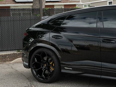 Used 2024 Lamborghini Urus Performante AWD/4WD image 50