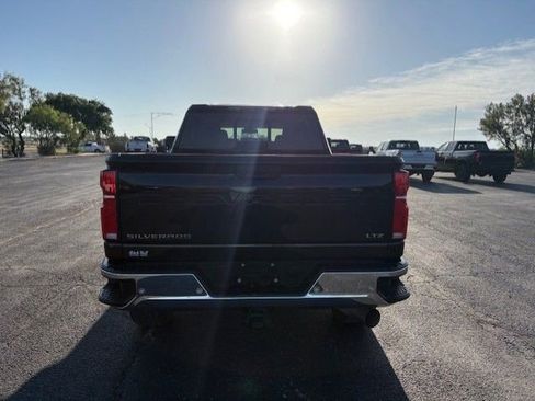 Used 2025 Chevrolet Silverado 2500 LTZ w/ LTZ Texas Edition AWD/4WD image 4