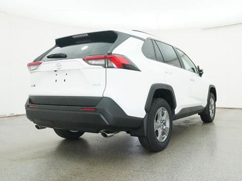New 2025 Toyota RAV4 XLE image 27