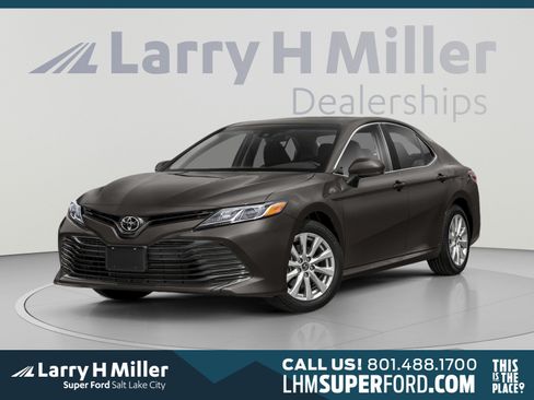 Used 2019 Toyota Camry SE w/ Audio Package FWD image 1
