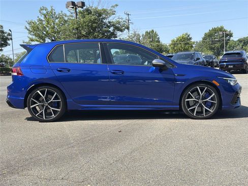 Used 2024 Volkswagen Golf R AWD/4WD image 26