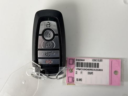 Used 2022 Ford Escape SE w/ Convenience Package AWD/4WD image 19