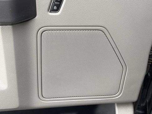 Used 2020 Ford F150 XLT w/ Equipment Group 302A Luxury AWD/4WD image 26