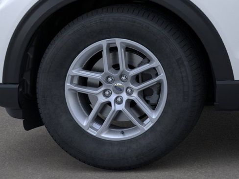 New 2026 Ford Explorer Active RWD image 36