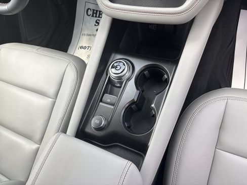 Used 2026 Ford Explorer Active w/ Active Comfort Package AWD/4WD image 6