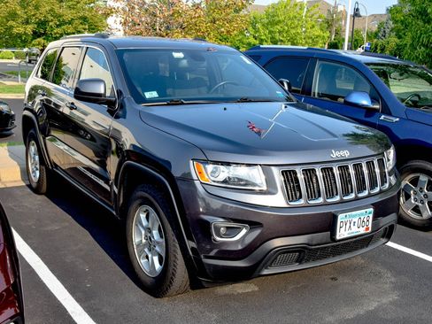 Used 2014 Jeep Grand Cherokee Laredo w/ Quick Order Package 23E AWD/4WD image 14