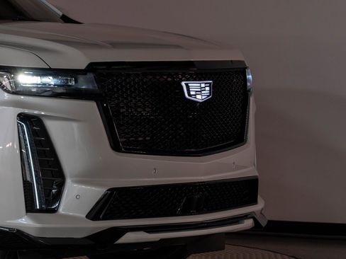 Used 2023 Cadillac Escalade V image 23