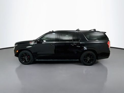 Used 2022 Chevrolet Suburban Z71 w/ Z71 Off-Road Package AWD/4WD image 4