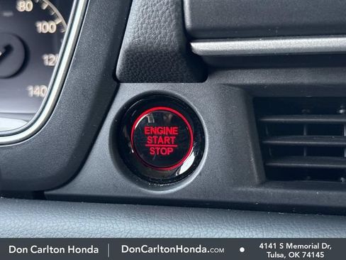 Used 2025 Honda Pilot Touring image 23