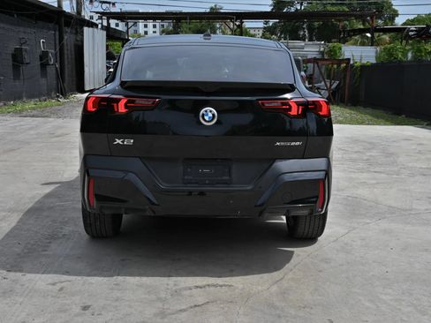 Used 2025 BMW X2 xDrive28i AWD/4WD image 4