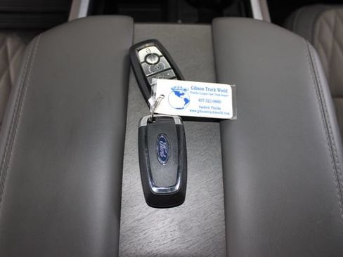 Used 2026 Ford F450 Platinum w/ Platinum Plus Package AWD/4WD image 31