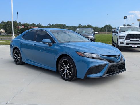 Certified 2023 Toyota Camry SE FWD image 7