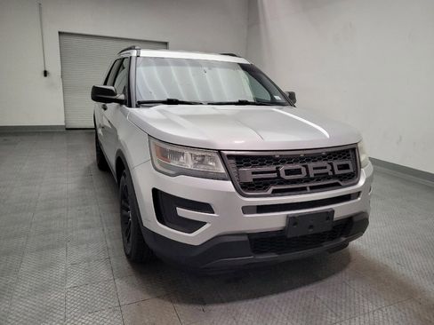 Used 2017 Ford Explorer FWD image 14