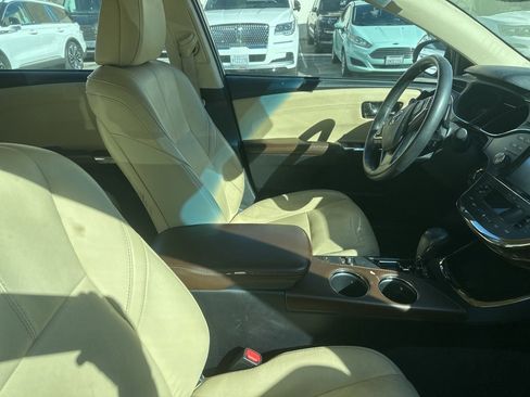 Used 2015 Toyota Avalon XLE Touring w/ Preferred Accessory Package image 6