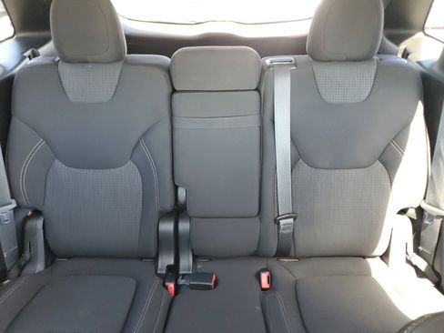 Used 2015 Jeep Cherokee Latitude image 25