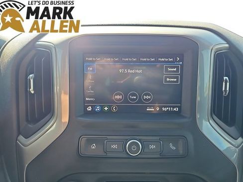 Used 2020 Chevrolet Silverado 1500 Custom w/ Custom Value Package AWD/4WD image 13