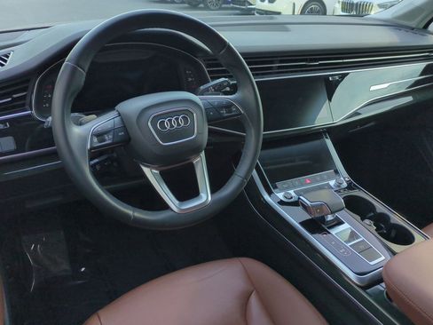 Used 2022 Audi Q7 Premium Plus image 29