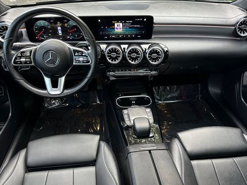 Used 2023 Mercedes-Benz CLA 250 image 12