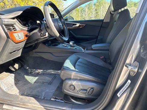 Used 2019 Audi A4 2.0T Premium w/ Convenience Package image 9