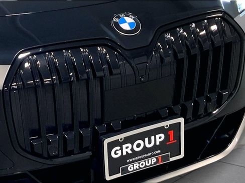 Certified 2023 BMW 760i xDrive AWD/4WD image 33