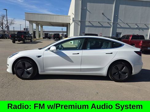 Used 2018 Tesla Model 3 Mid Range image 5