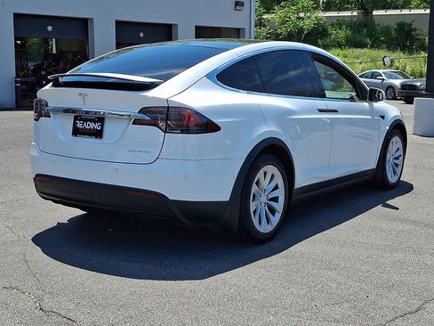 Used 2019 Tesla Model X Long Range AWD/4WD image 5