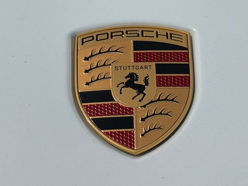 Certified 2026 Porsche Cayenne AWD/4WD image 25