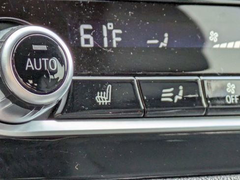 Used 2019 BMW X3 xDrive30i w/ Premium Package image 24