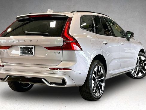 Used 2026 Volvo XC60 B5 Plus w/ Protection Package Premier AWD/4WD image 7