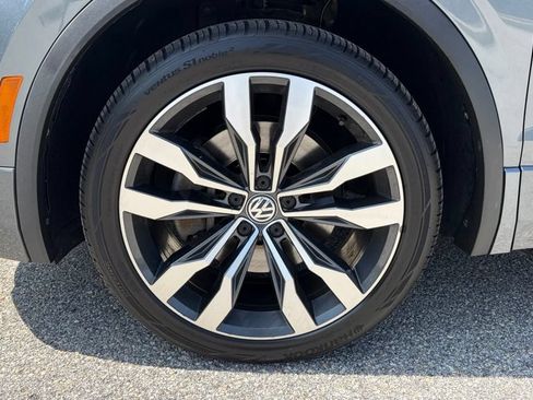 Used 2020 Volkswagen Tiguan SEL Premium R-Line AWD/4WD image 9